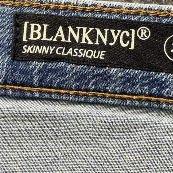 NWT Blank NYC Blue Straight Leg Jeans with Knee Patches - Picture 3 of 5